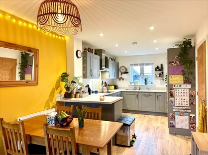 Room in a Shared House, Violet Drive, TQ6