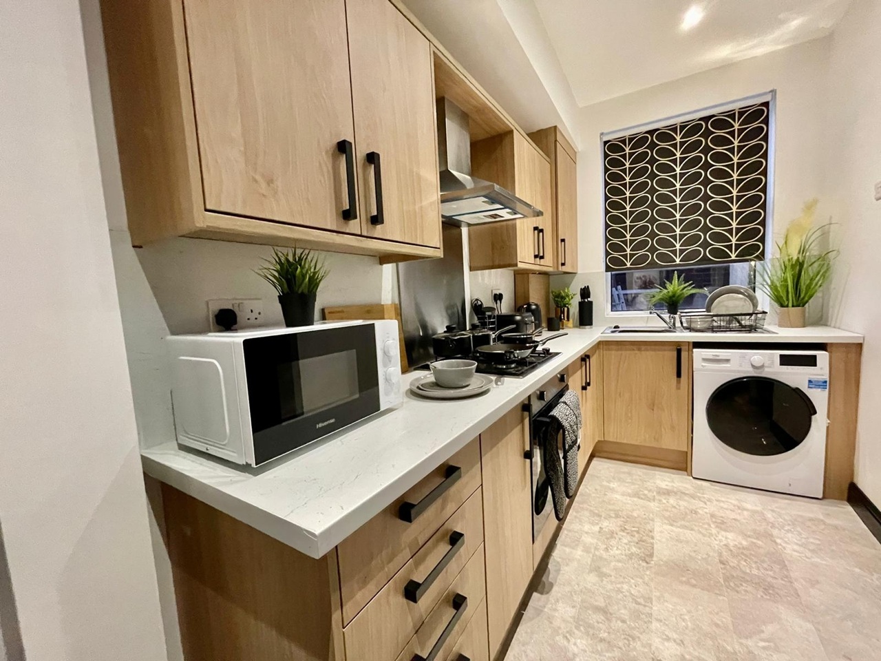 Oldham - Room in a Shared House, Sharples Hall Street, OL4 - To Rent ...