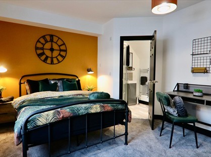 Room in a Shared House, Sharples Hall Street, OL4