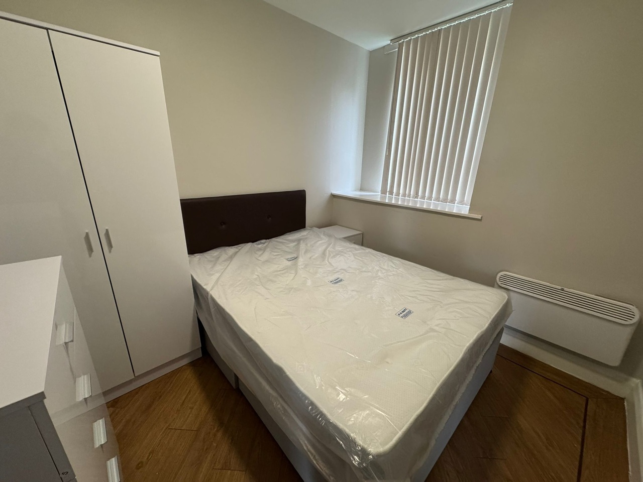 Additional image 4 of 2 Bed Flat, Gladstone Court, L8, N1 7GU