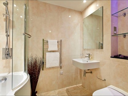 1 Bed Flat, Stoke Road, SL2