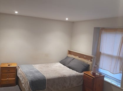 Room in a Shared House, Newtown, BA14