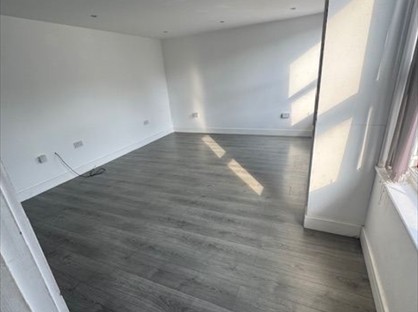 1 Bed Flat, G T House, LU1