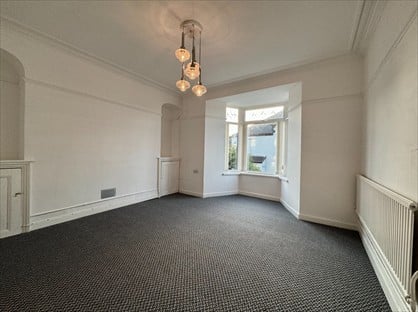 4 Bed Terraced House, Crythan Road, SA11