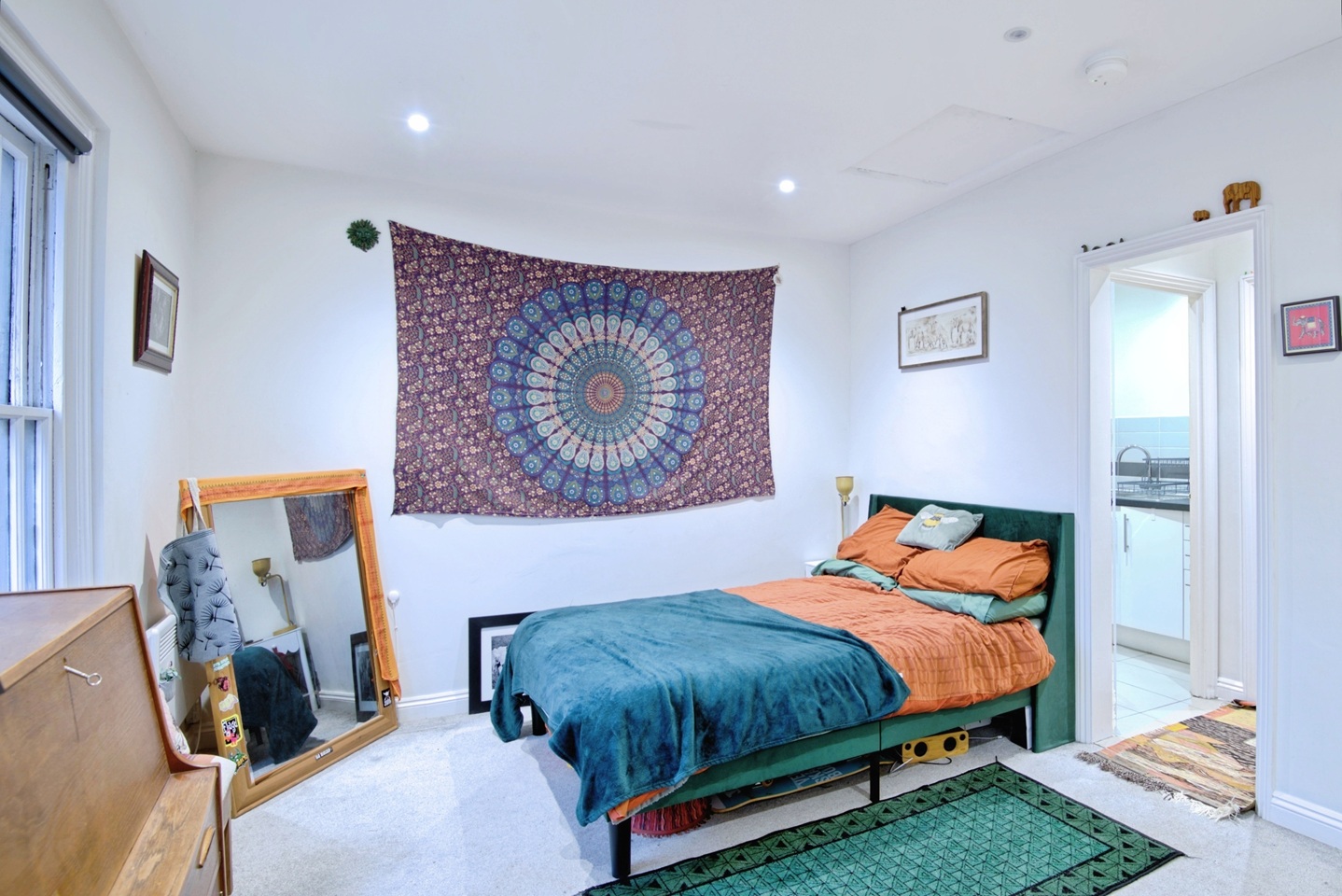 Chelmsford - 1 Bed Flat, Moulsham Street, CM2 - To Rent Now for £895.00 p/m