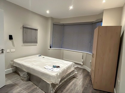 Studio Flat, Epsom, KT17