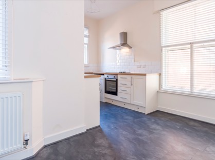 2 Bed Flat, Scarisbrick Avenue, PR8