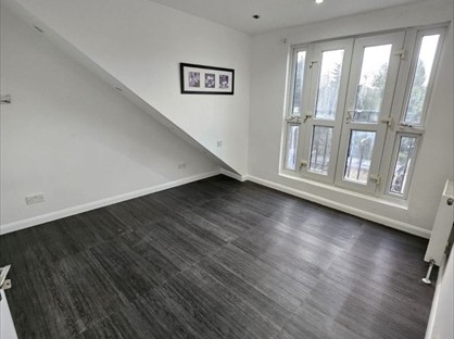 5 Bed Detached House, Windsor Road, E11