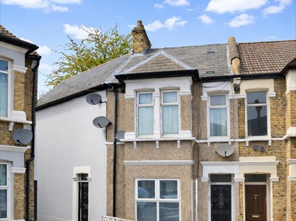 2 Bed Flat, Chandler Avenue, E16