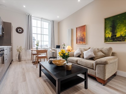 1 Bed Flat, Argyle St, CH41