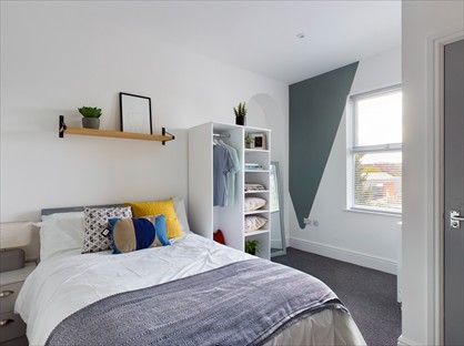Room in a Shared House, Monks Road, LN2