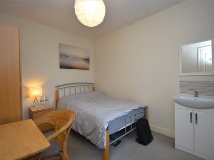 Room in a Shared House, Beatrice Street, SN2