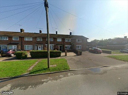 3 Bed Semi-Detached House, Maiden Lane, RH11