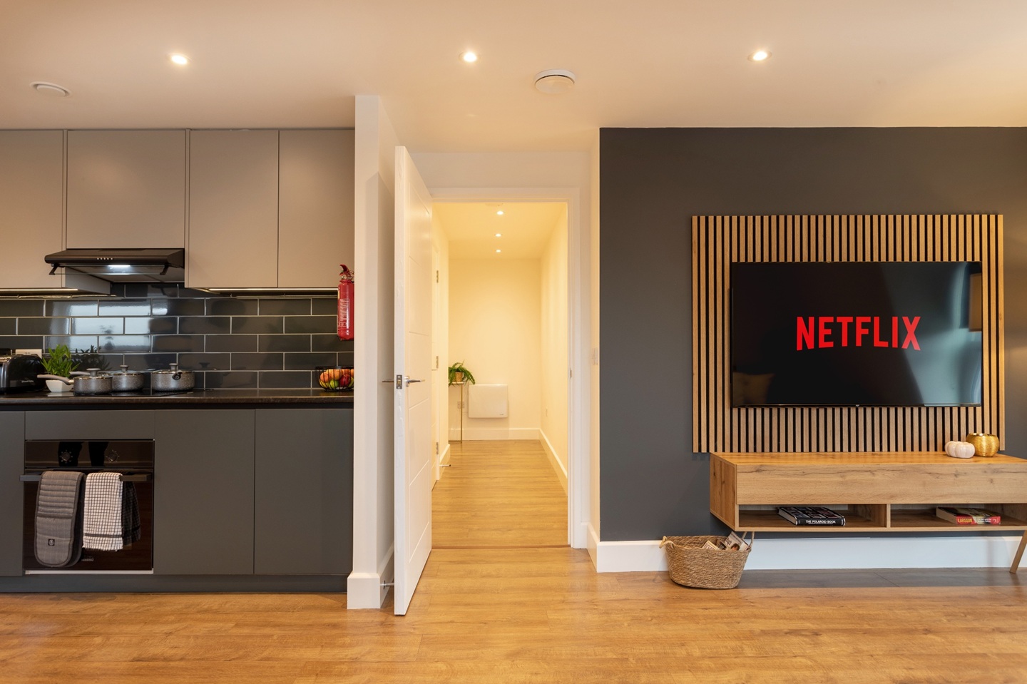 Additional image 8 of 1 Bed Penthouse, Southamton Street, RG1, N1 7GU