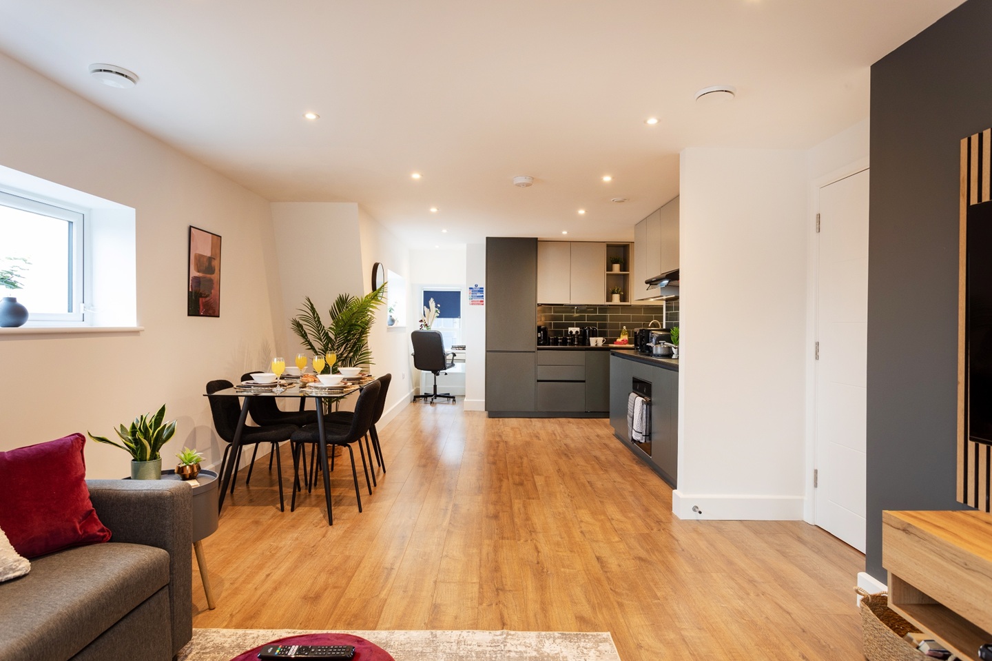 Additional image 10 of 1 Bed Penthouse, Southamton Street, RG1, N1 7GU