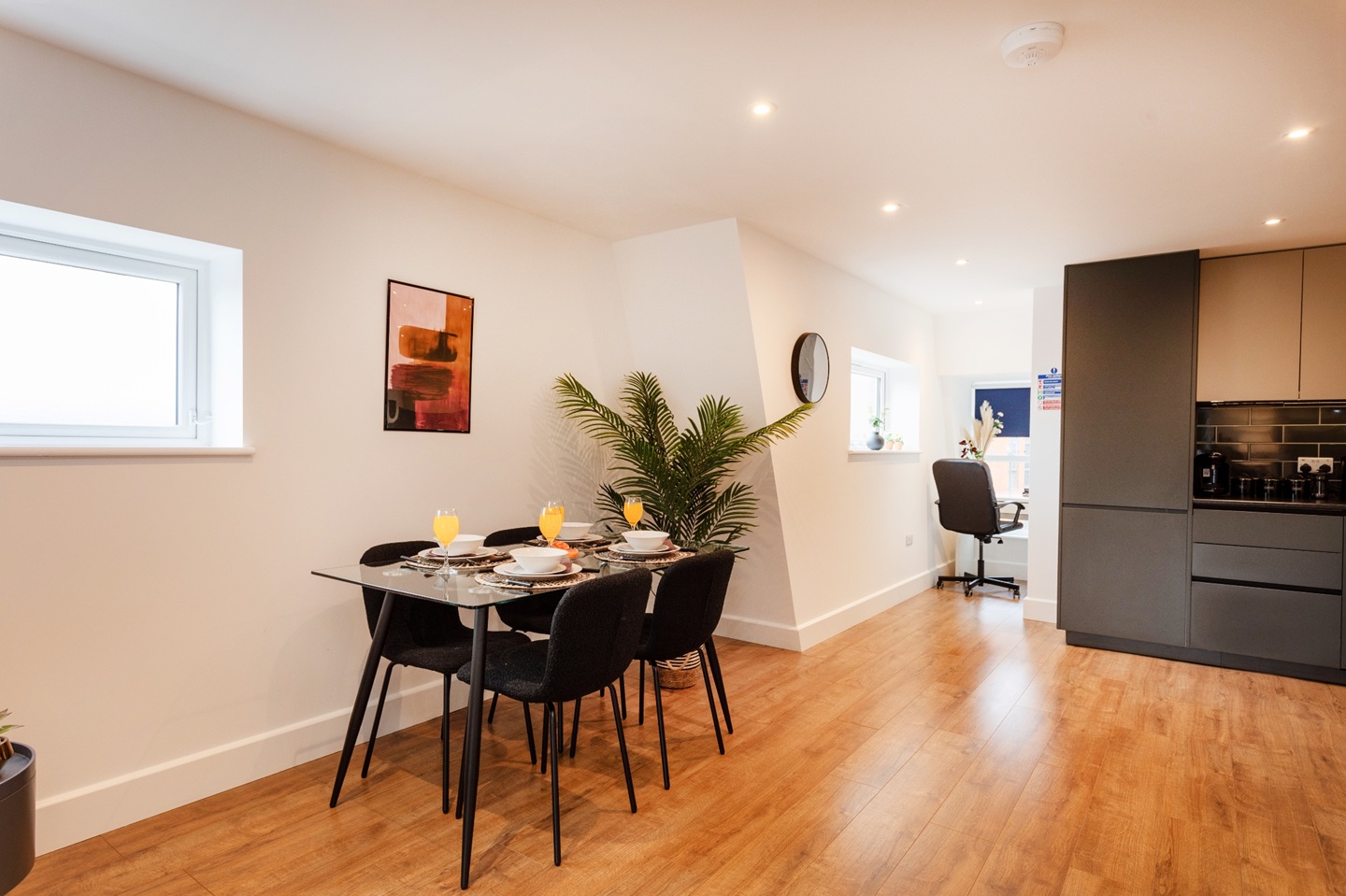 Additional image 16 of 1 Bed Penthouse, Southamton Street, RG1, N1 7GU