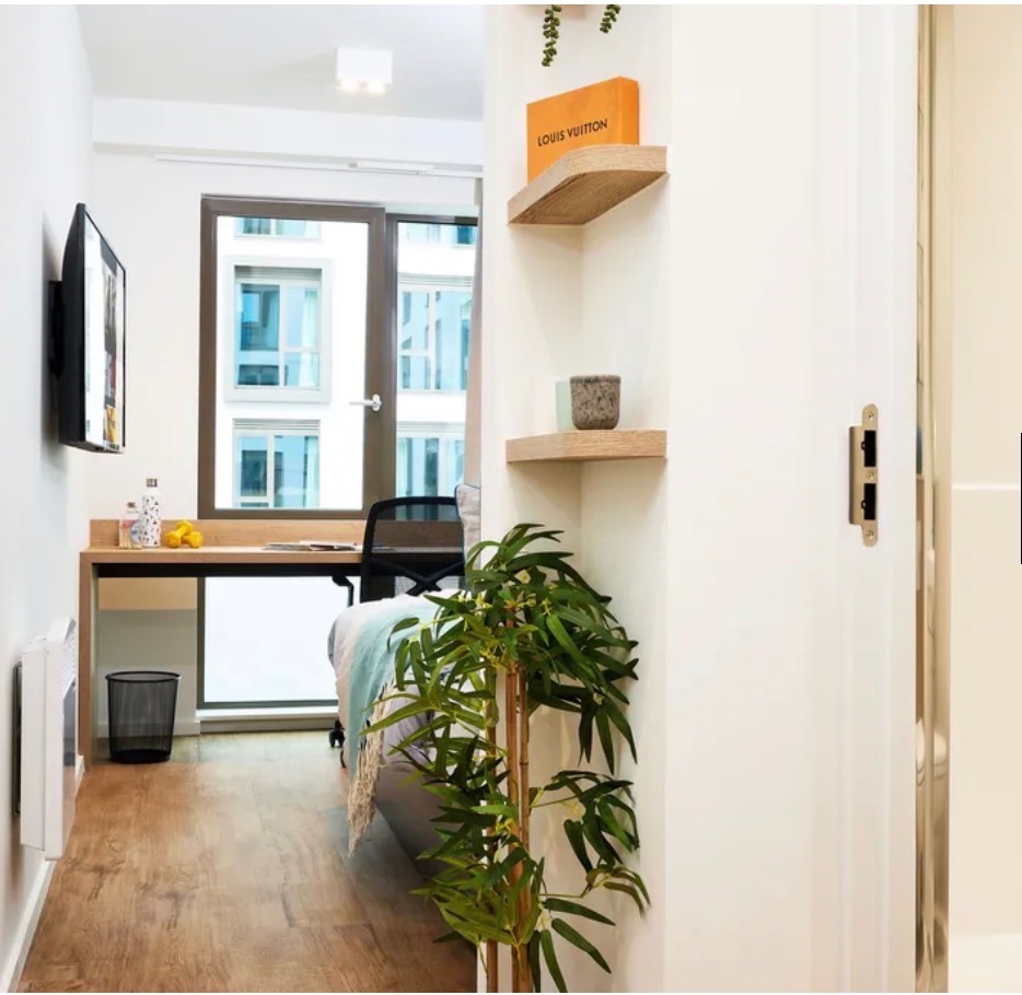 Additional image 4 of 5 Bed Flat, De Montfort Way, CV4, N1 7GU