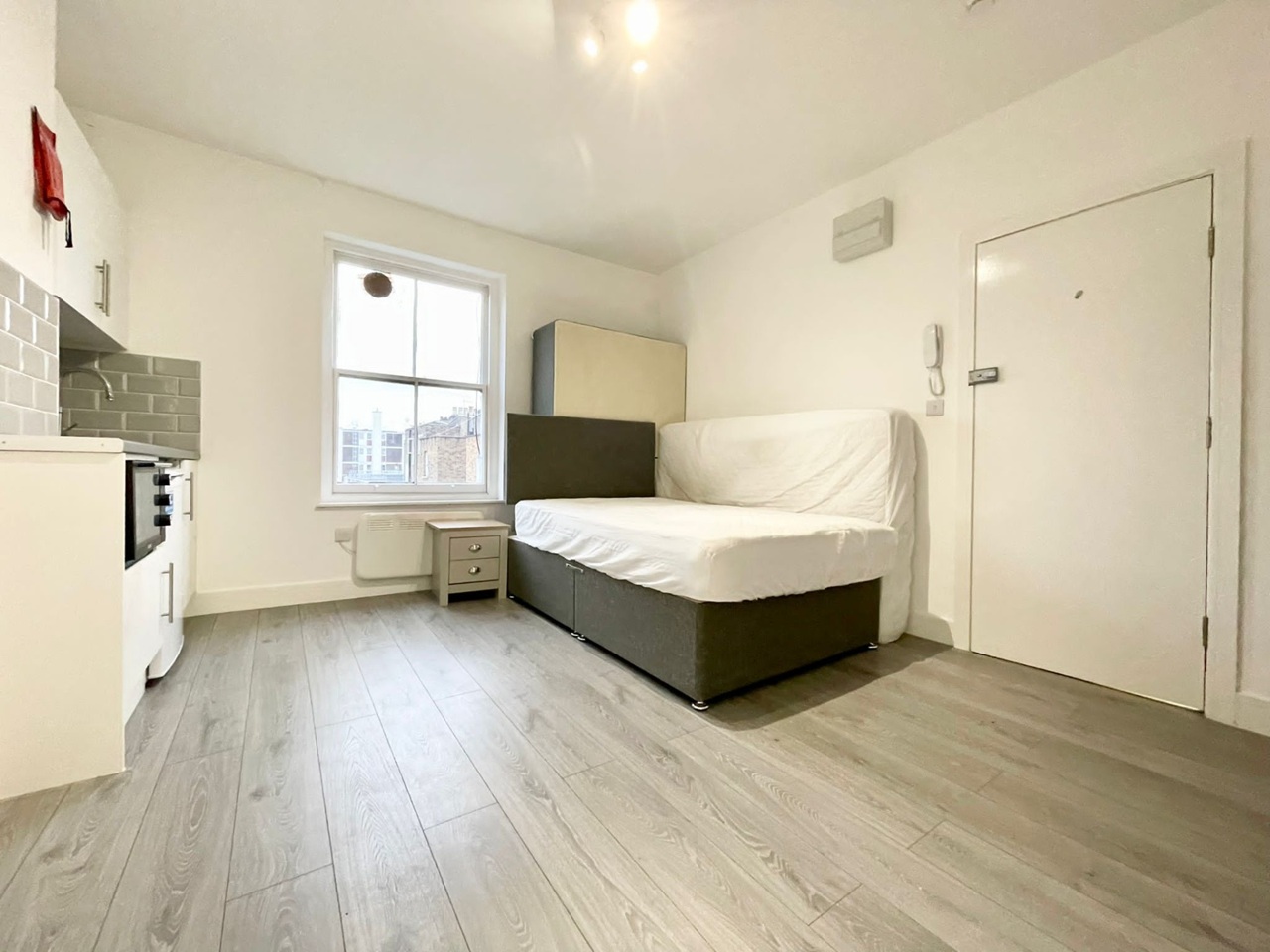 Studio Flat, Ladbroke Grove, W10, N1 7GU