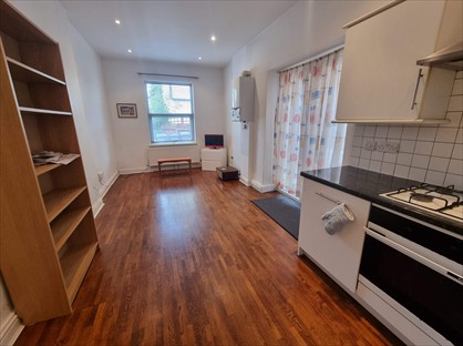 2 Bed Flat, East End Road, N2