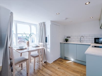 1 Bed Flat, Parliament Street, HU1