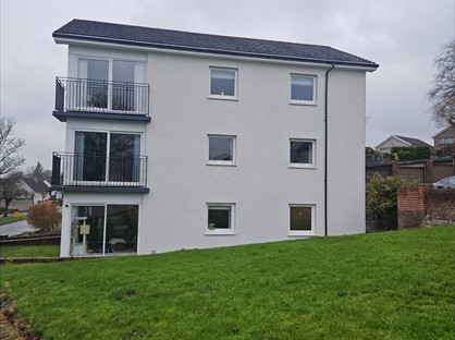 3 Bed Flat, The Green, EH48