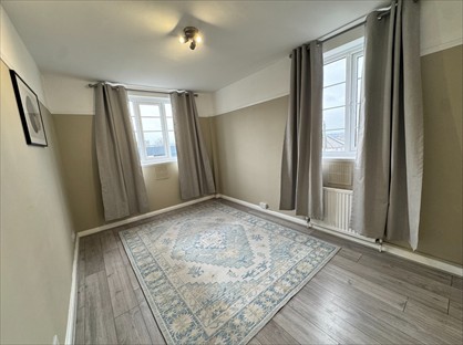 2 Bed Flat, Sherborne Court, SE20