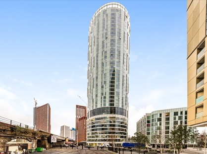 1 Bed Flat, Wandsworth Road, SW8