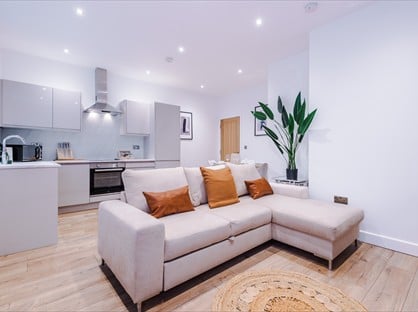 1 Bed Flat, South Street, HU1