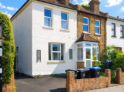 4 Bed Semi-Detached House, Chelsham Road, CR2