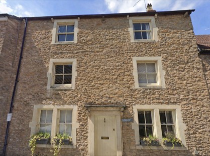 5 Bed Terraced House, Castle Street, BA11