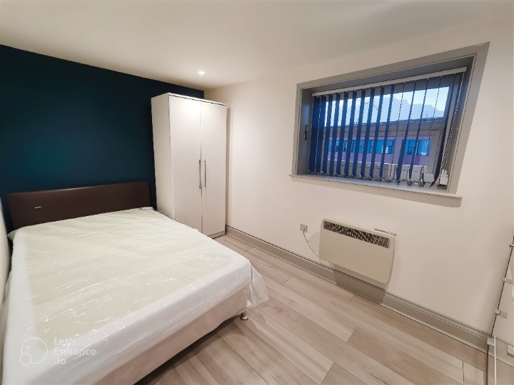 Additional image 12 of 3 Bed Flat, Castle Street, RG1, N1 7GU