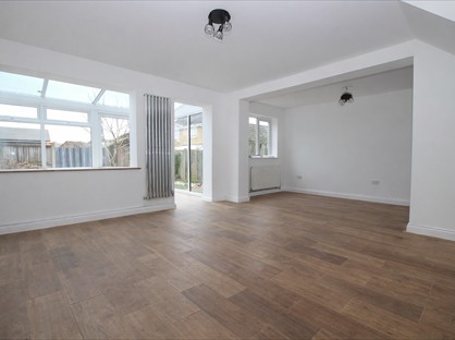 4 Bed Semi-Detached House, Wordsworth Gardens, CT3