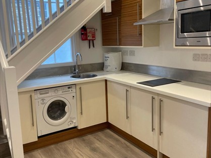 Studio Flat, Winchester Street, SW1V