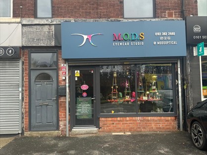 1 Bed Flat, Bury Old Road, M45