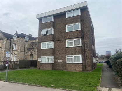 1 Bed Flat, Hereford Court, CR0