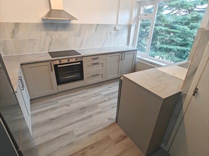 2 Bed Flat, Redruth House, SM2