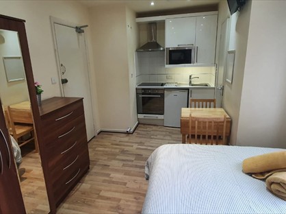 Studio Flat, Ash Grove, NW2