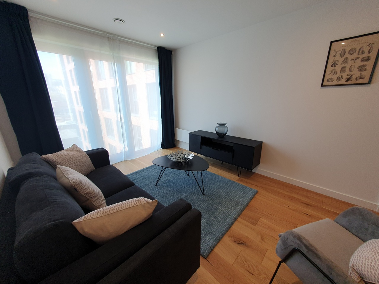 2 Bed Flat, Windmill Street, B1 photo 5