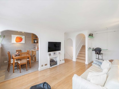 2 Bed Maisonette, Semley House, SW1W