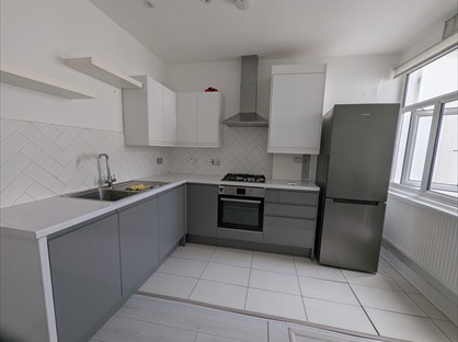 2 Bed Flat, Kingsland Road, E2