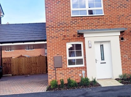 4 Bed Semi-Detached House, Mooring Street, HP22