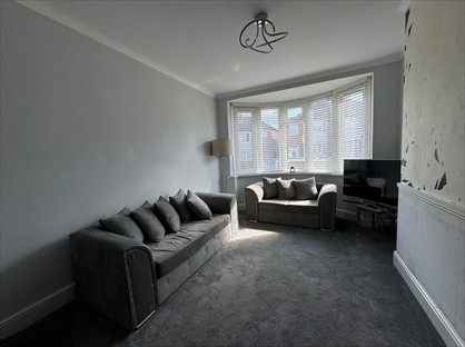 3 Bed Semi-Detached House, Eastwood Road, LE2