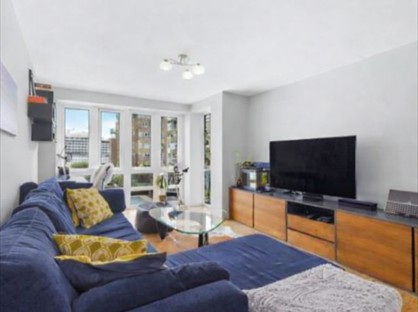 3 Bed Flat, St. Davids Square, E14