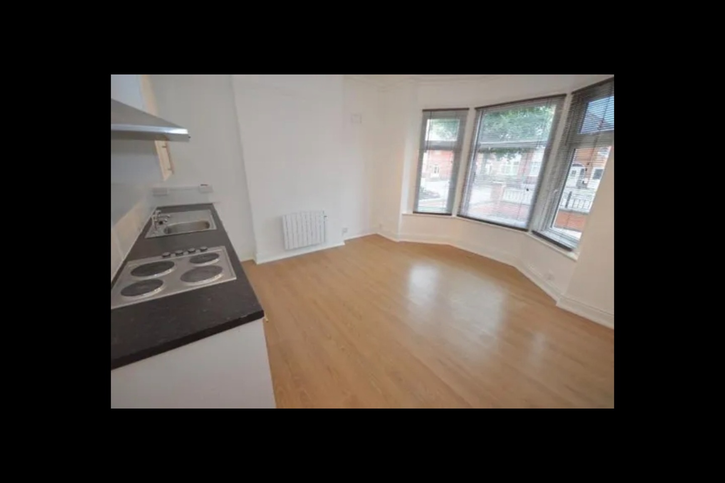 Additional image 2 of Bedsit, Uppingham Road, LE5, N1 7GU