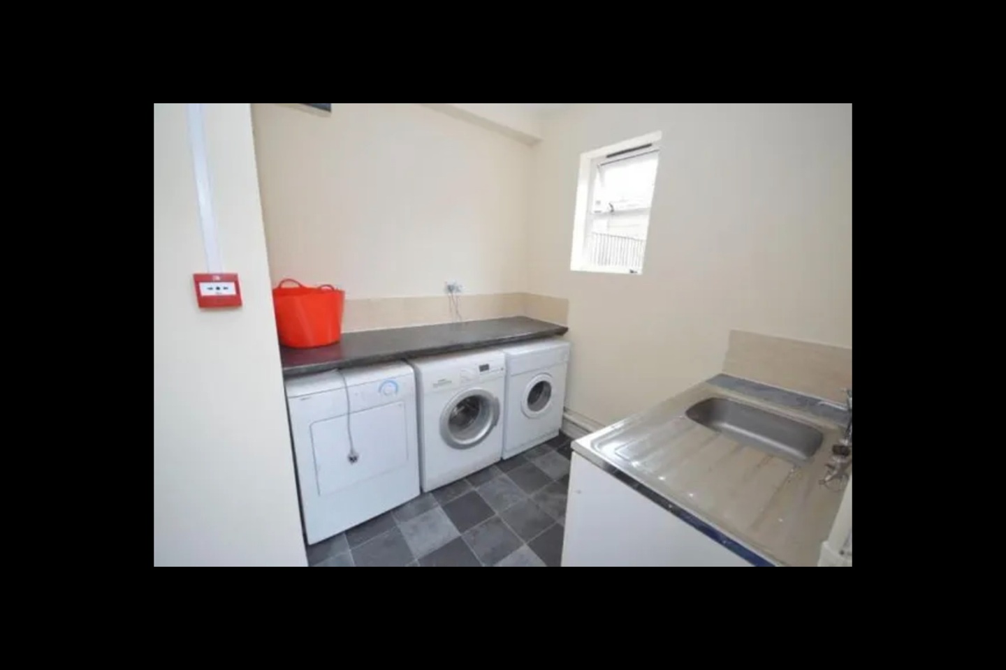 Additional image 4 of Bedsit, Uppingham Road, LE5, N1 7GU