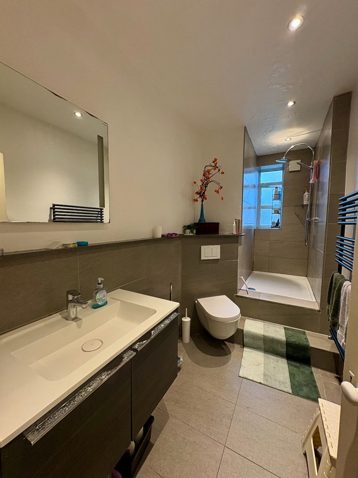 Additional image 6 of 2 Bed Flat, Victoria Square, BS8, N1 7GU