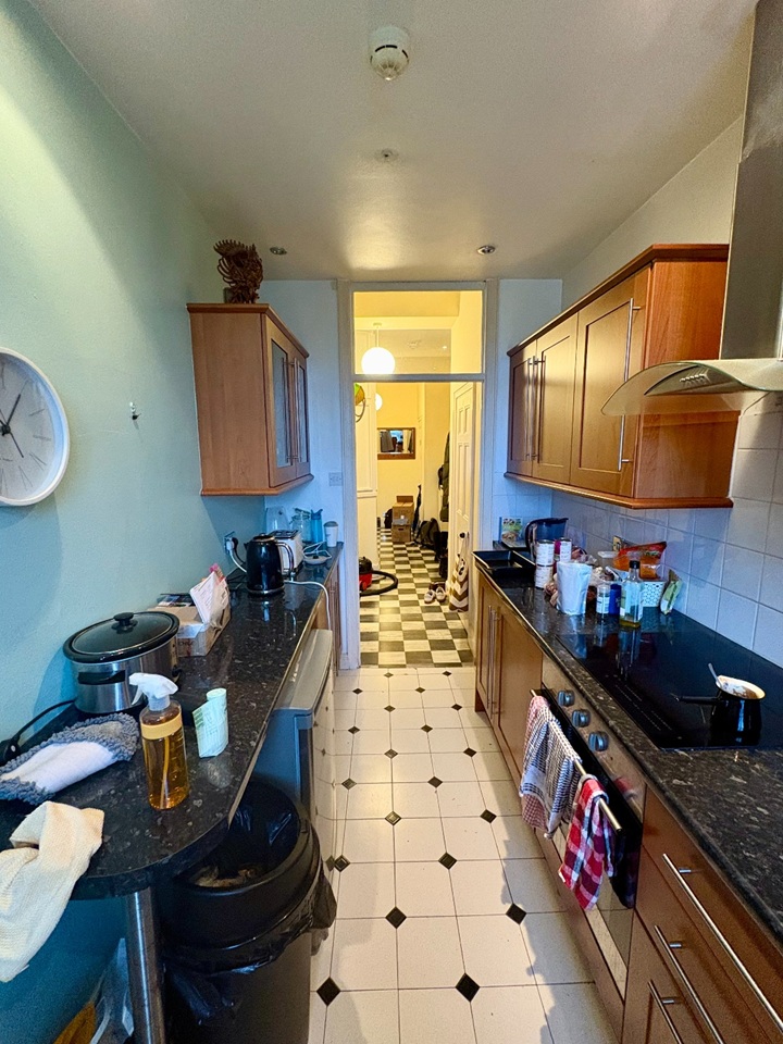 Additional image 8 of 2 Bed Flat, Victoria Square, BS8, N1 7GU