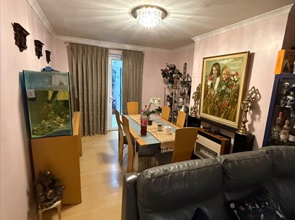 4 Bed Semi-Detached House, Yeading Avenue, HA2