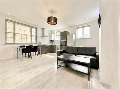 1 Bed Flat, Kennington Road, SE11