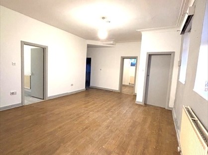 4 Bed Bungalow, Eastham Way, M38